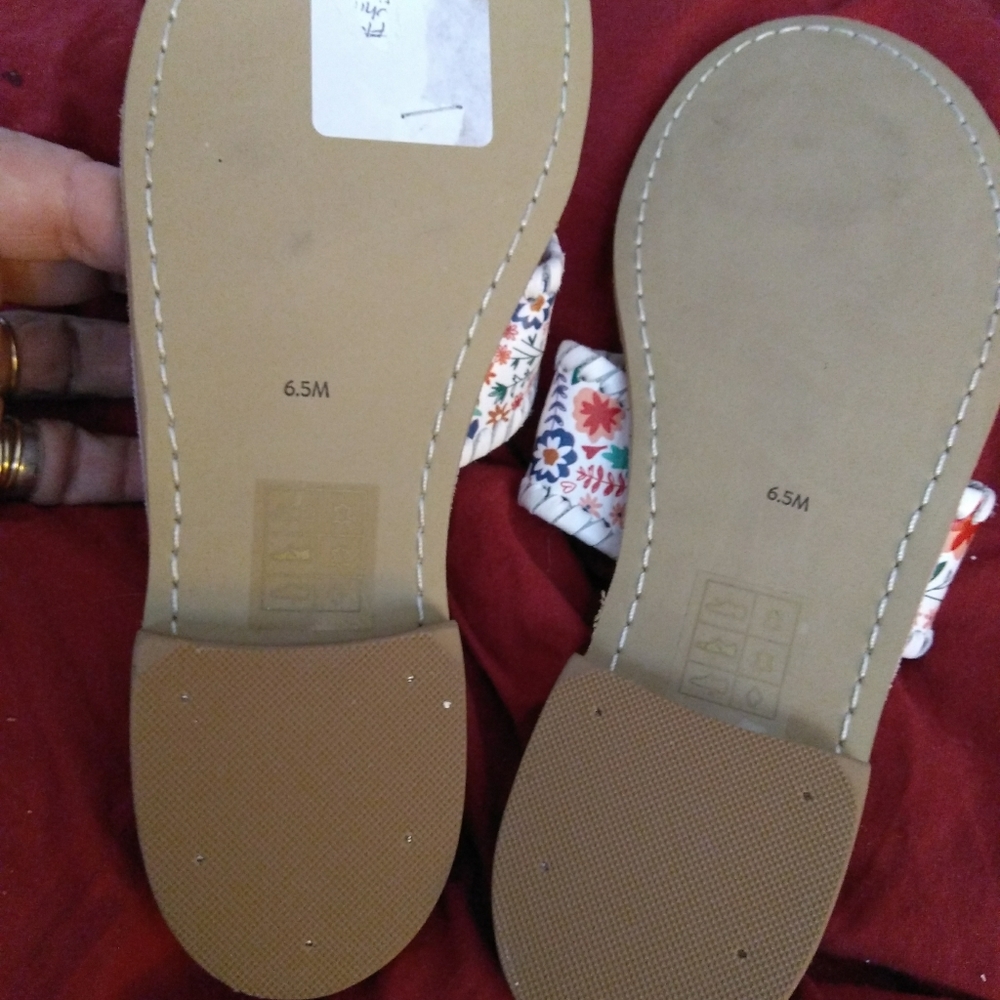 NEW Jack Rogers flowered sandals 6.5 - Picture 4 of 7